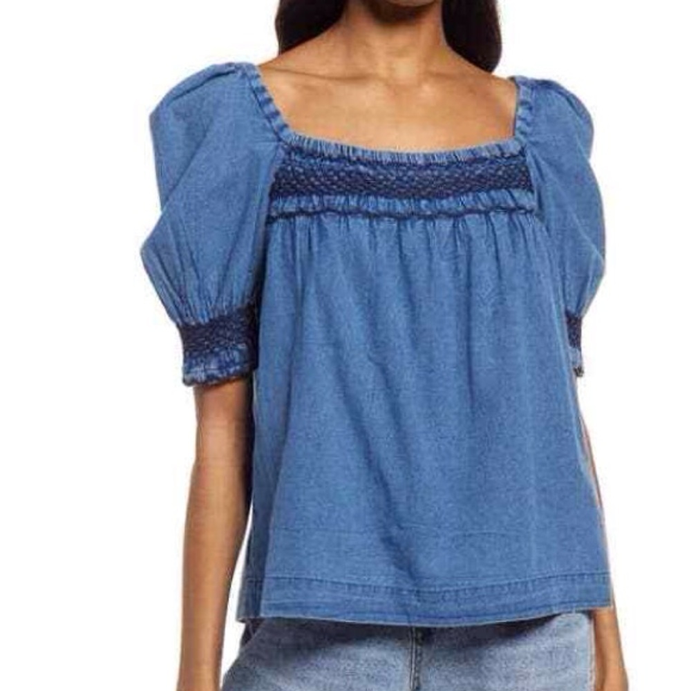 Faherty S Dark Indigo Wash Puff Sleeve Embroidered Smocked Presley Chambray Top